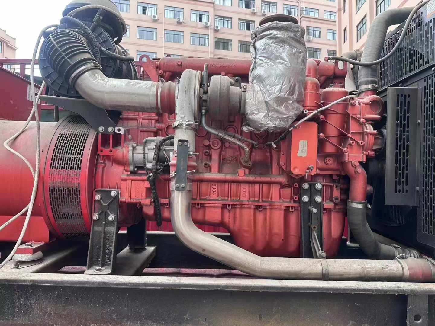金凤如何选择适合 600kW 柴油发电机组的过载保护器？
