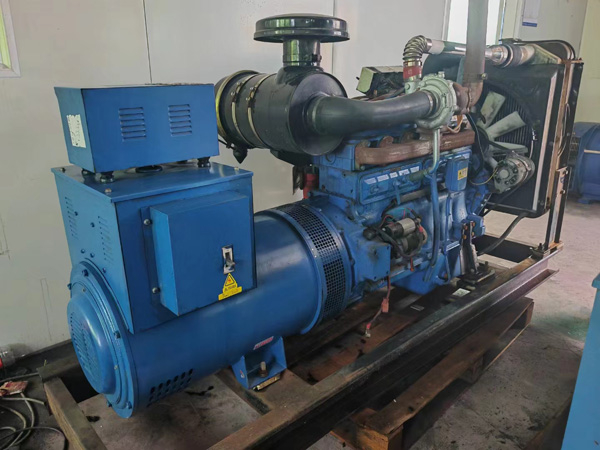 金凤100kW柴油发电机组使用多级机油有哪些优缺点？